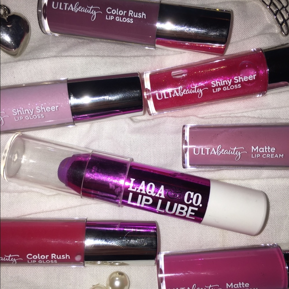 💟Lippie Bundle + Charms!